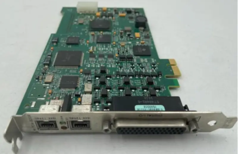 NI PCIe-8255R DAQ-kaart met 1394B-interface