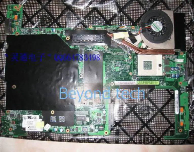 Asus R2H moederbord