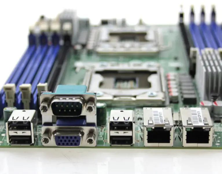 TYAN S7002G2NR-LE moederbord