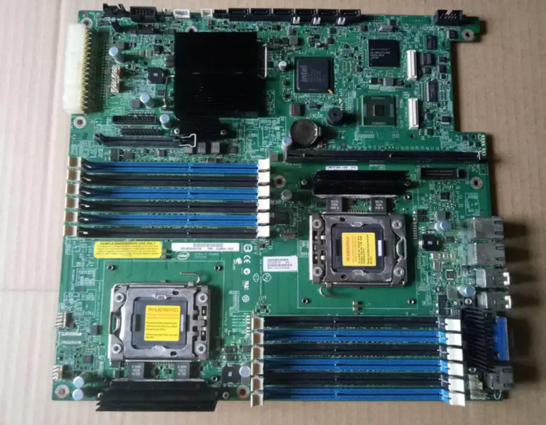 Intel SR2600 serverplatform S5520UR moederbord Dual 1366