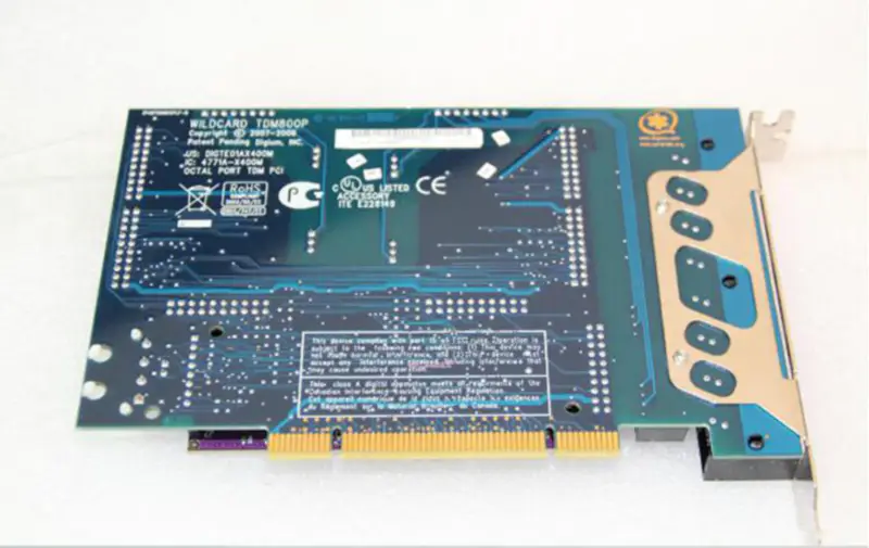 Digium TDM800P Moederbord