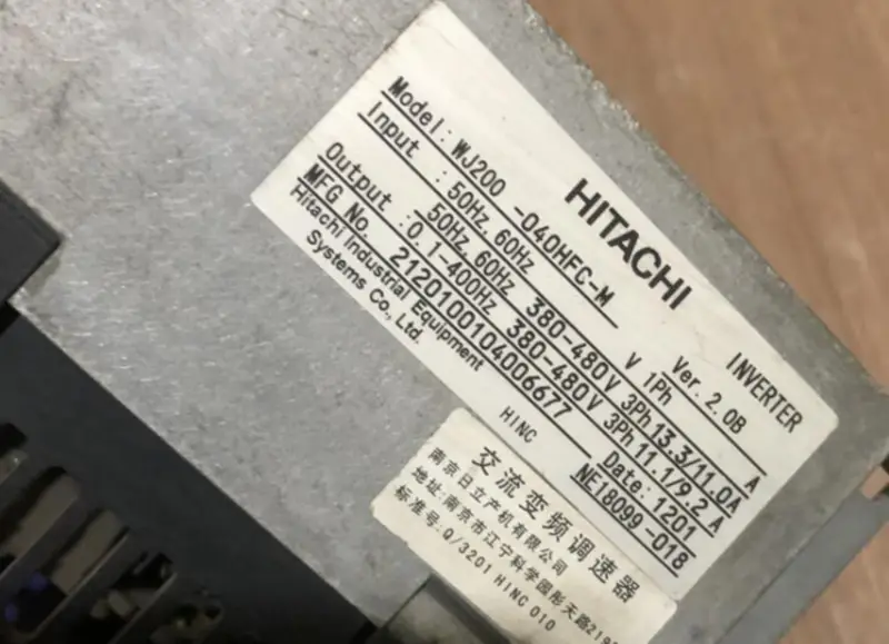 HITACHI OMVORMER WJ200-040HFC-M 4.0KW NIEUW