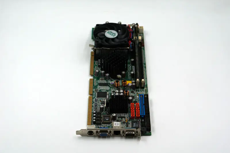 IEI industrieel moederbord WSB-9150-R10 met CPU RAM en FAN