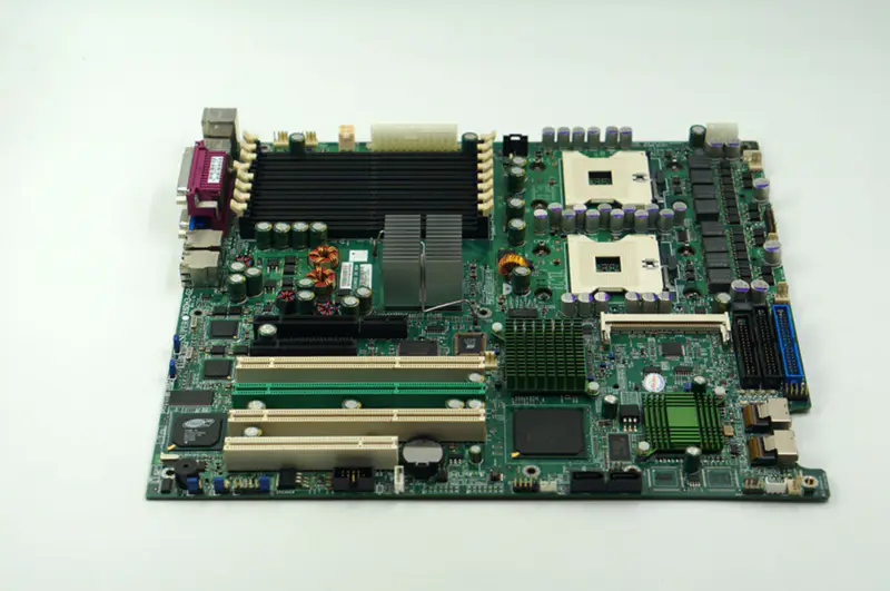 SuperMicro X6DH3-G2 8-poorts SAS server moederbord RAID duplex 604