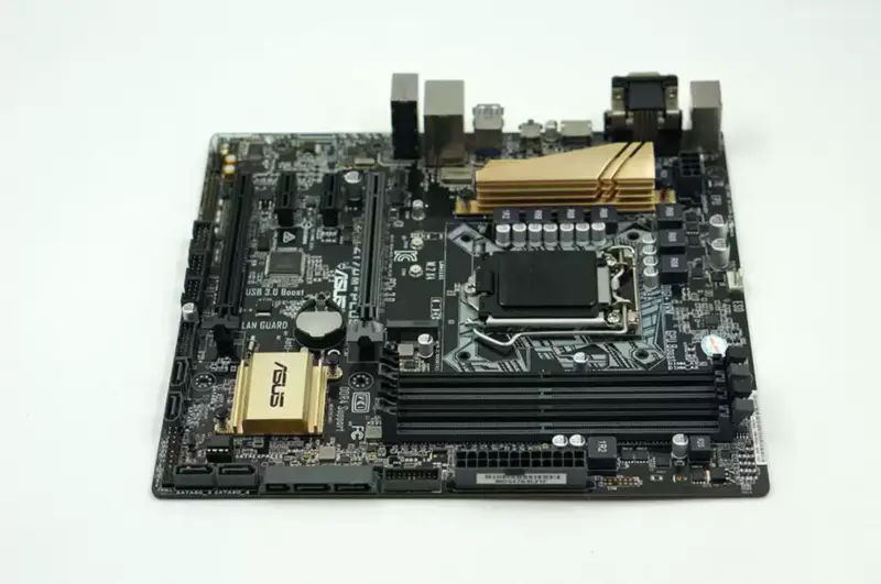 Asus Z170M-PLUS Moederbord