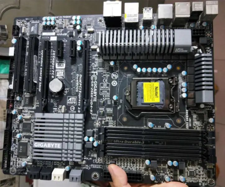Gigabyte GA-Z68XP-UD4-B3 Moederbord Z68XP-UD4 Z68 LGA 1155 i3 i5 i7 DDR3 32G SATA3 USB3.0 ATX