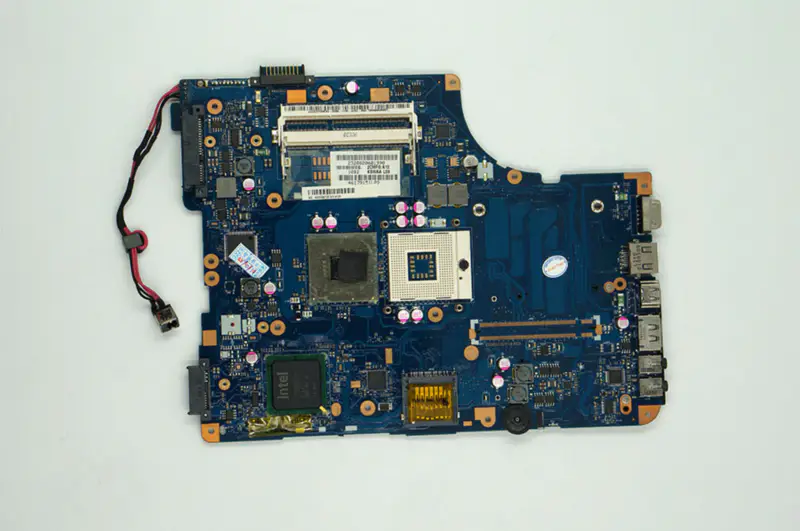 Toshiba L500 L550 L555 LA-4982P GM45 PGA-989 Moederbord