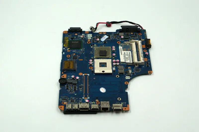 Toshiba L500 L550 L555 LA-4982P GM45 PGA-989 Moederbord